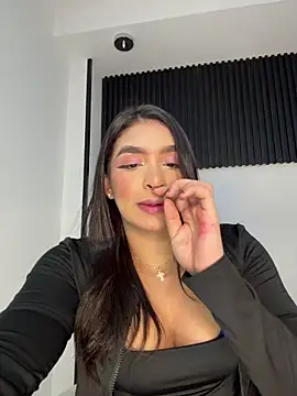 jenn fit online show from 03/05/26, 05:15