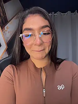 jenn fit online show from 01/18/26, 01:53