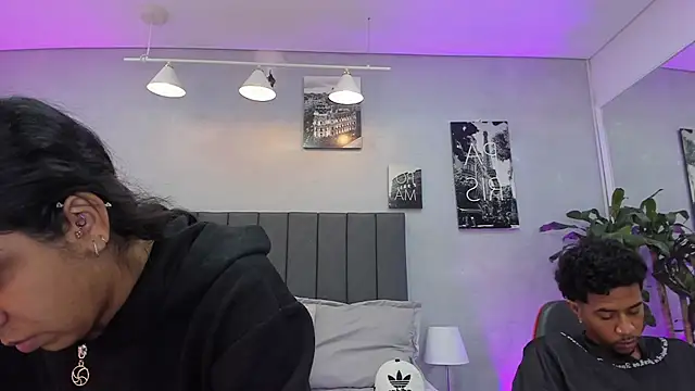 violet and myers online show from 10/28/25, 11:31