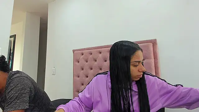 Snapshot of violet_and_myers chatting on 09/20/25, 01:38 violet and myers online show from 09/20/25, 01:38