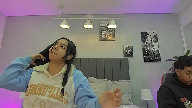 violet and myers online show from 10/21/25, 11:31