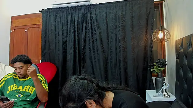 violet and myers online show from 11/27/25, 11:32