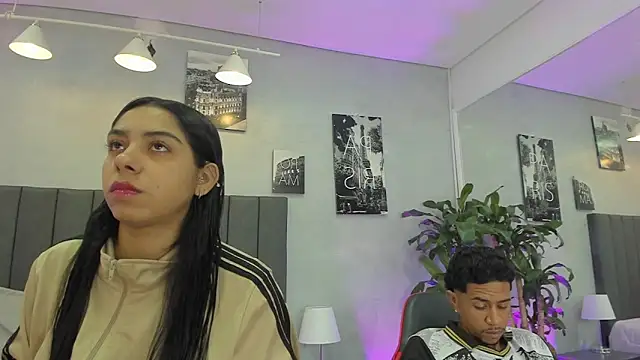 violet and myers online show from 10/26/25, 01:44