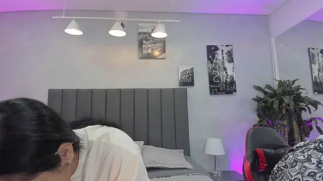 violet and myers online show from 11/16/25, 11:15