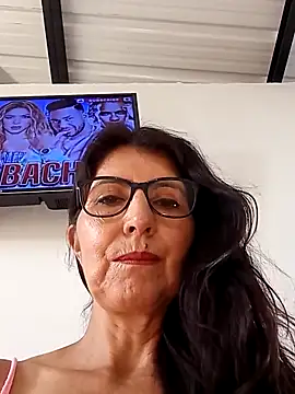 Snapshot of swity_foster chatting on 09/15/25, 01:44 swity foster online show from 09/15/25, 01:44