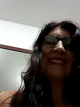 Snapshot of swity_foster chatting on 09/13/25, 08:36 swity foster online show from 09/13/25, 08:36