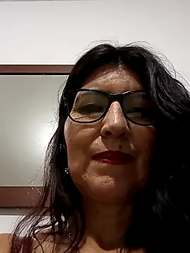 Snapshot of swity_foster chatting on 10/25/25, 08:24 swity foster online show from 10/25/25, 08:24