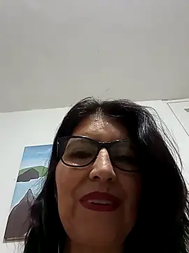 Snapshot of swity_foster chatting on 11/06/25, 09:02 swity foster online show from 11/06/25, 09:02