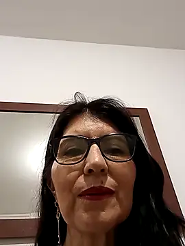 Snapshot of swity_foster chatting on 11/25/25, 08:47 swity foster online show from 11/25/25, 08:47