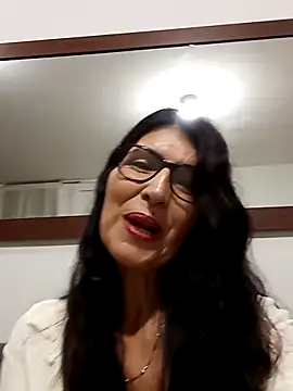 Snapshot of swity_foster chatting on 10/18/25, 08:05 swity foster online show from 10/18/25, 08:05