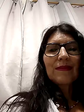 Snapshot of swity_foster chatting on 10/29/25, 09:52 swity foster online show from 10/29/25, 09:52