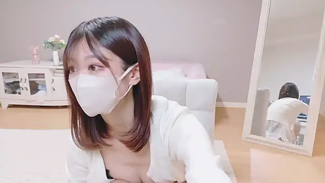 Yuna-ch online show from 02/23/26, 05:30