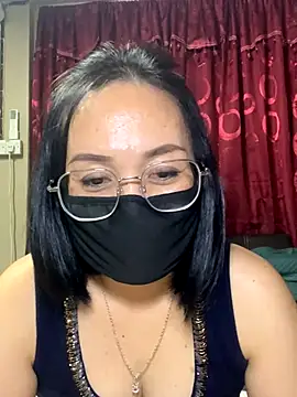 melyiaaa online show from 12/03/25, 02:38