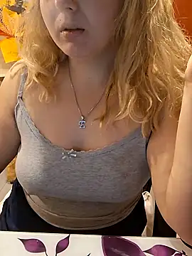 qSensi online show from 11/21/25, 12:31