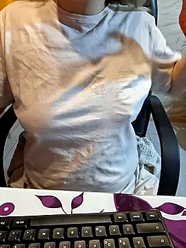 qSensi online show from 10/27/25, 12:00