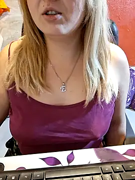 qSensi online show from 12/02/25, 09:27