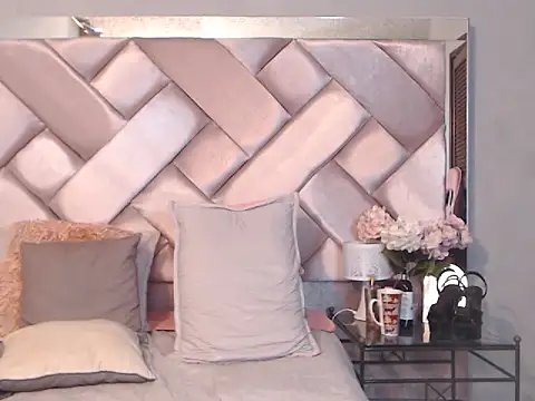 Snapshot of Ashleyroberst chatting on 02/03/26, 01:49 Ashleyroberst online show from 02/03/26, 01:49