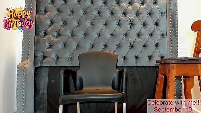Snapshot of MARCUS_SMITHH1 chatting on 09/10/25, 04:11 MARCUS SMITHH1 online show from 09/10/25, 04:11