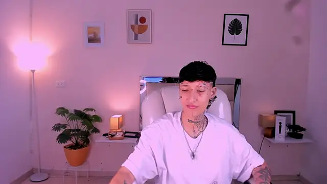 Luci Rose online show from 11/06/25, 02:26