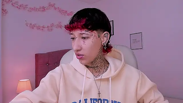 Luci Rose online show from 03/05/26, 12:57