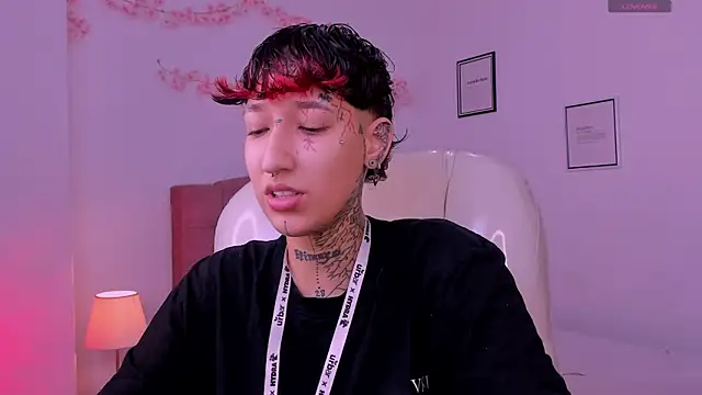 Luci Rose online show from 05/21/26, 08:17