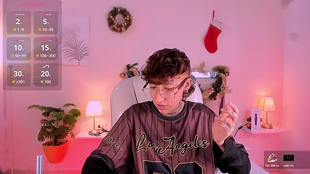 Luci Rose online show from 12/03/25, 04:02