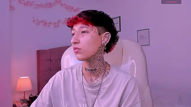 Luci Rose online show from 05/06/26, 06:34