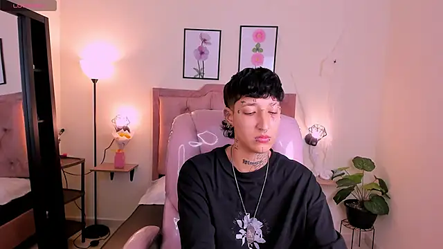 Luci Rose online show from 10/05/25, 03:08