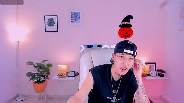 Luci Rose online show from 10/07/25, 02:23