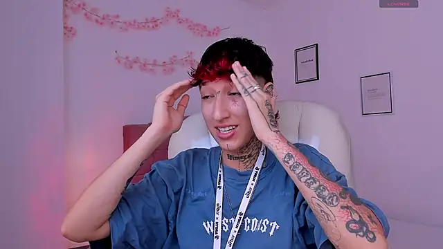 Luci Rose online show from 03/26/26, 08:40