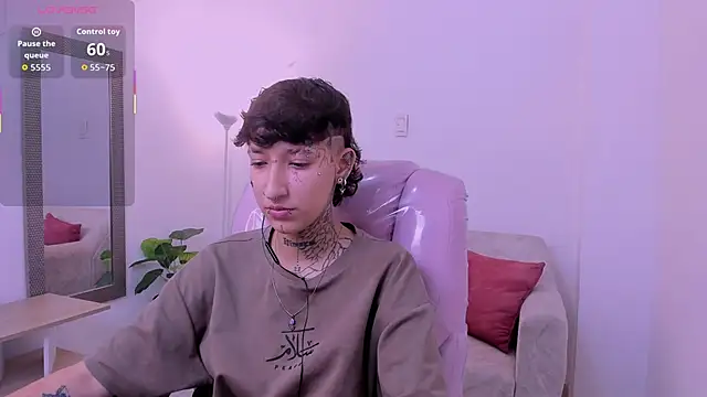 Luci Rose online show from 11/14/25, 12:14