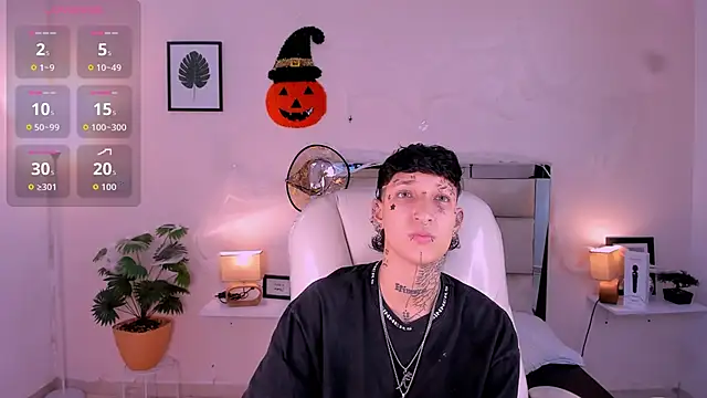 Luci Rose online show from 10/24/25, 02:10