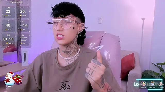 Luci Rose online show from 12/23/25, 12:43