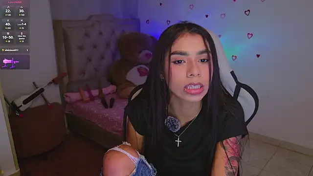 BrunetteAdams001 online show from 03/22/26, 02:26