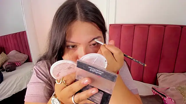 Tessa Sinclaire online show from 02/13/26, 07:58