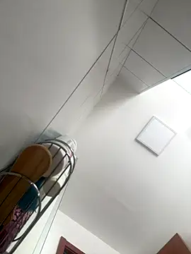 Ccffffjjik online show from 12/18/25, 04:44