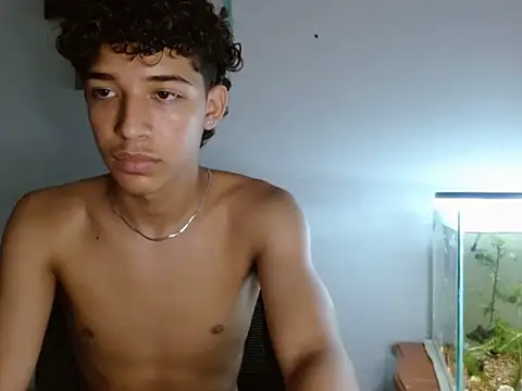 Snapshot of Xtremeplay_18 chatting on 09/12/25, 07:35 Xtremeplay 18 online show from 09/12/25, 07:35