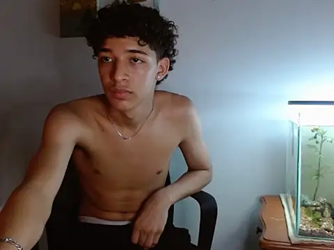 Snapshot of Xtremeplay_18 chatting on 09/11/25, 06:30 Xtremeplay 18 online show from 09/11/25, 06:30