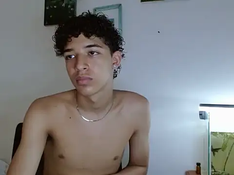 Snapshot of Xtremeplay_18 chatting on 09/23/25, 06:48 Xtremeplay 18 online show from 09/23/25, 06:48