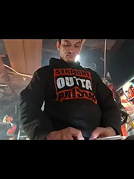 twistafatpipe online show from 11/16/25, 08:35