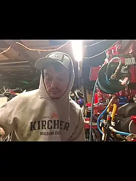 twistafatpipe online show from 11/10/25, 10:42