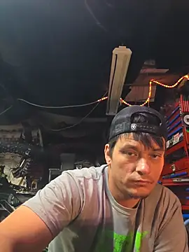 twistafatpipe online show from 10/09/25, 09:26