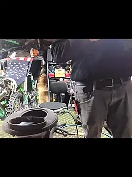 twistafatpipe online show from 11/19/25, 04:01