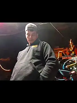 twistafatpipe online show from 10/17/25, 05:44