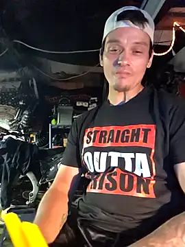 twistafatpipe online show from 09/29/25, 02:29