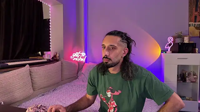 Secret Lovers1 online show from 06/01/26, 06:29