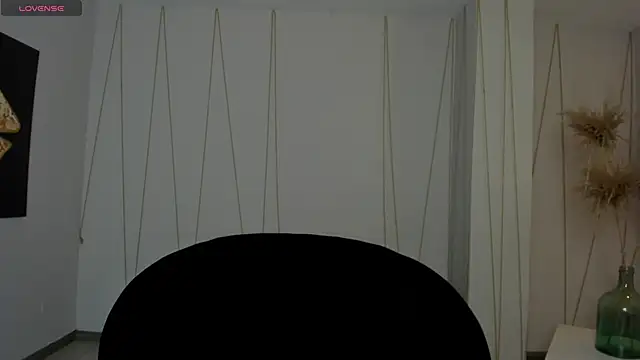 Snapshot of VeronicaBlue chatting on 01/12/26, 10:11 VeronicaBlue online show from 01/12/26, 10:11