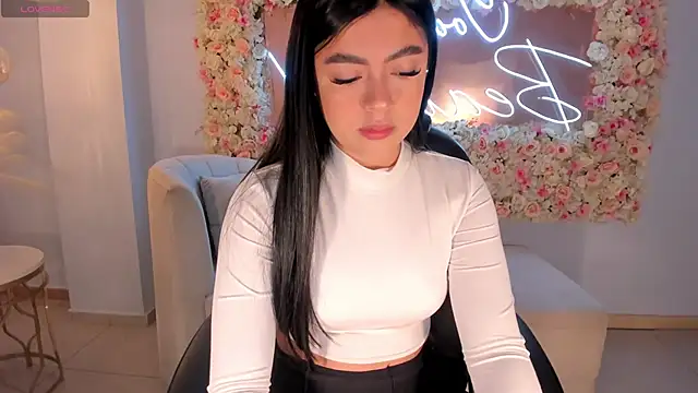 NataliaGaret online show from 01/11/26, 11:22