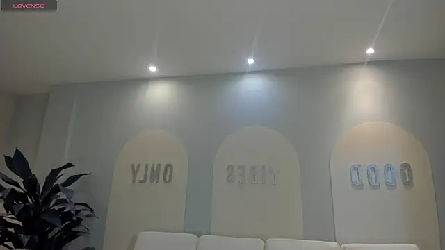 NataliaGaret online show from 04/03/26, 10:43