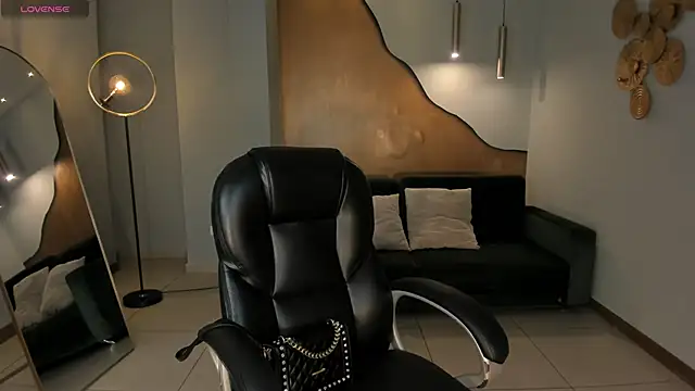 NataliaGaret online show from 11/29/25, 02:01